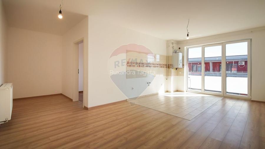 Apartament nelocuit cu priveliste deosebita|parcare|boxa
