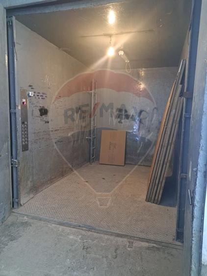 Spatii industriale 200-432 mp . Baicului etaj lift marfa - 8