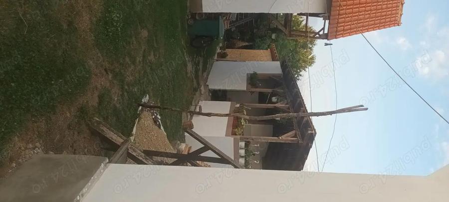 Vand sau schimb casa cu apartament in Valcea - 2