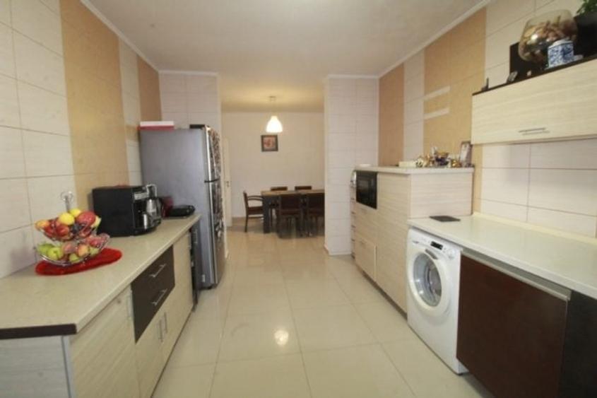 Vila de vanzare 9 camere|2008|Iancu Nicolae|Pipera - 4