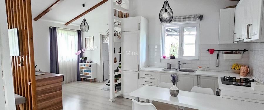 Casa cu priveliste si 980mp teren in Chinteni Casa cu priveliste si 980mp teren in Chinteni