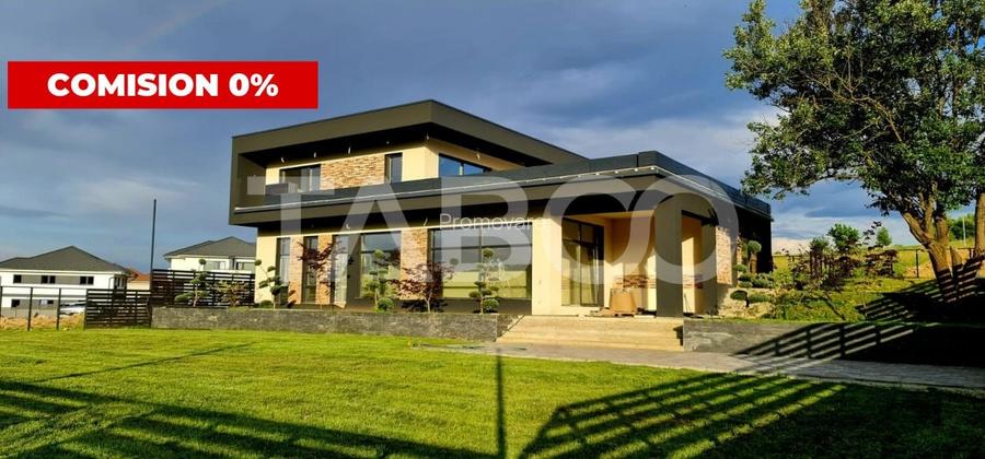 Casa cu piscina interioara in livada Cisnadie