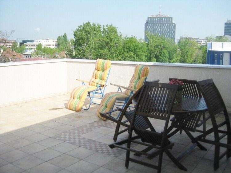 Penthouse 5-room apartment with terrace, Aviatorilor area, TVR, subway access Penthouse 5-room apartment with terrace, Aviatorilor area, TVR, subway access