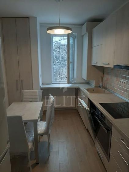 Apartament 3 camere în zona GHEORGHENI - 10