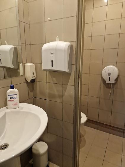 Zona Universitate Batistei mezanin 79 mp plus balcon 17 mp  pt birouri - 2