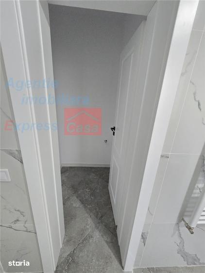 Casă cu 4 camere cu Teren 600 Mp în Dumești