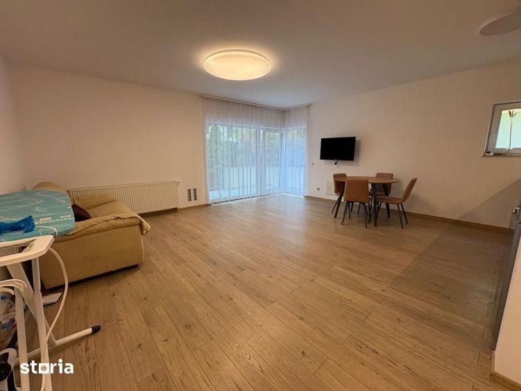 Apartament cu 2 camere semidecomandat, mobilat în Bună Ziua