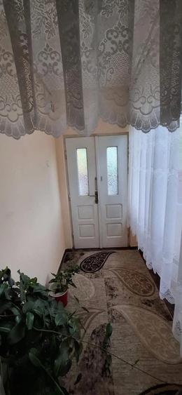 Casă cu 2 camere cu Teren 800 Mp în Nazna