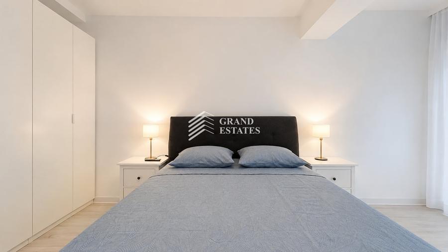 Apartament cu 3 camere semidecomandat, mobilat în Otopeni