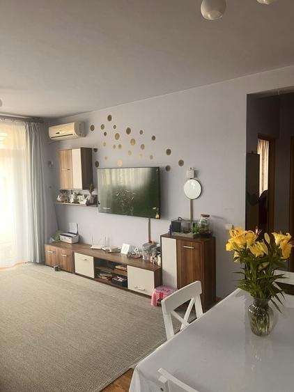 Apartament cu 3 camere decomandat în Apahida