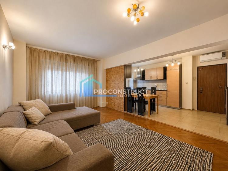 Apartament cu 3 camere decomandat, mobilat în Aradului