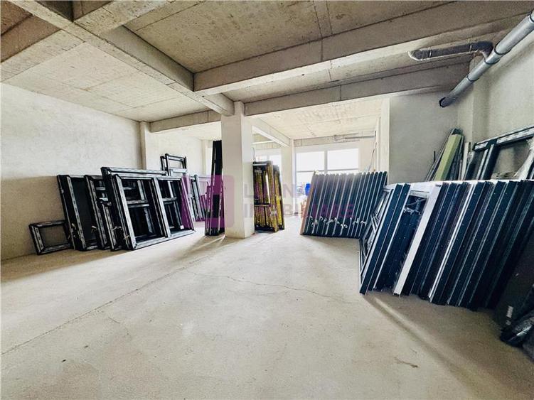 Spațiu comercial, de 140 mp, în Exterior Sud