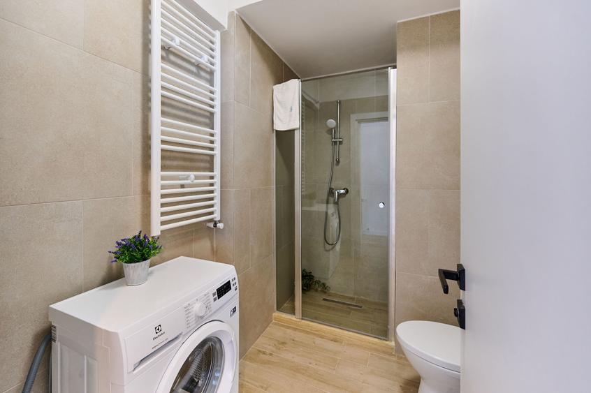 Apartament cu 2 camere decomandat în Mamaia-Sat