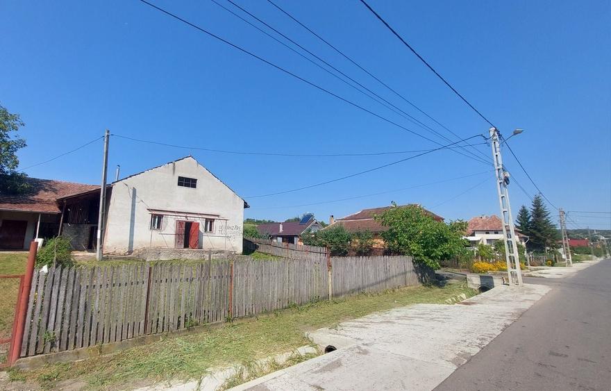 Spațiu comercial, de 100 mp, în Chieșd