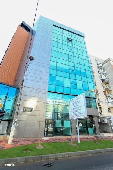 Spațiu comercial, de 1,250 mp, în Basarab