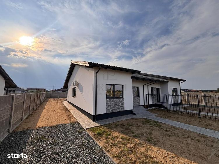 Casă cu 3 camere în Moșnița Nouă