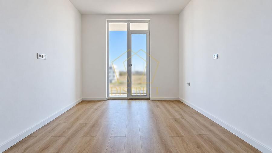 Apartament cu 2 camere decomandat în Torontalului