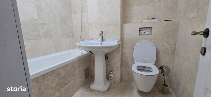 Ultracentral, etaj 1 , vanzare apartament 4 camere - 6