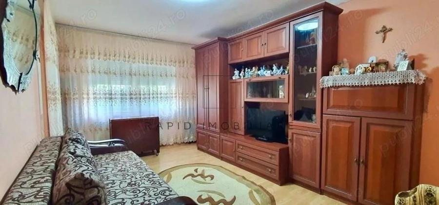 De Inchiriat - Ap. 2 Camere - Decomandat - Micro 18 - 2