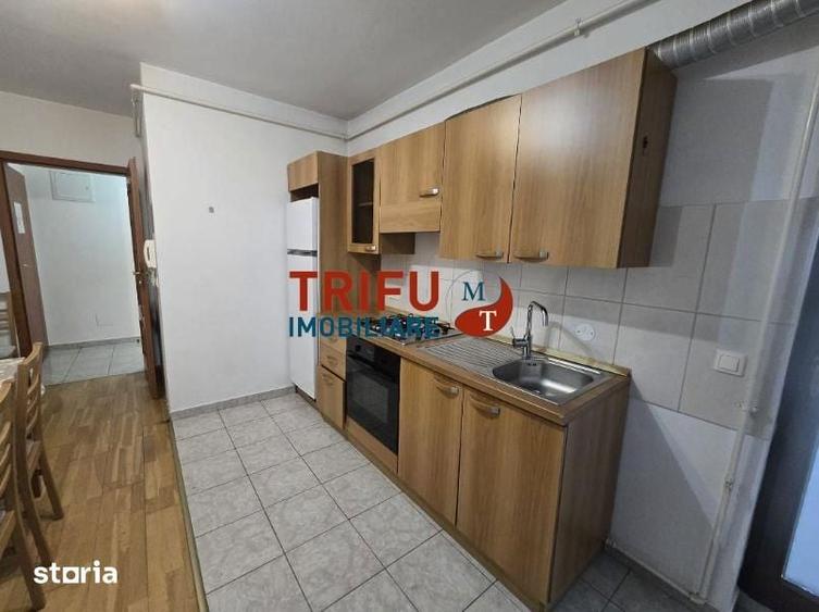 Apartament 3 camere Blocuri Pomponio Piata - 2
