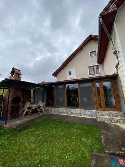 Casa + pensiune de vanzare - 3