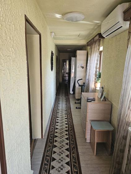 Casa de vanzare ,gata sa te muti . Se vinde mobilata si utilata in totalitate! - 9