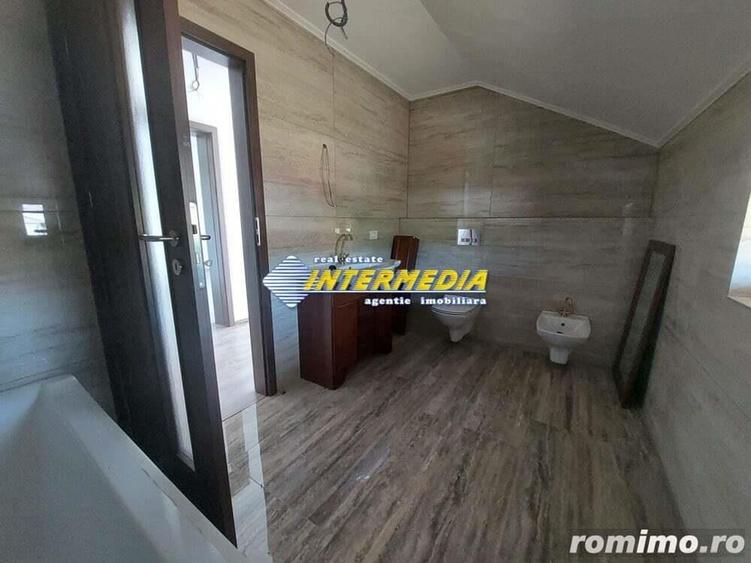 Casa Noua de vanzare Zona Cetate - 2