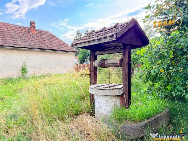 Casă cu 6 camere cu Teren 1911 Mp în Ilieni