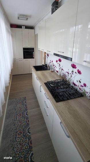 Apartament 3 camere decomandat Colina Magura Bacau - 6