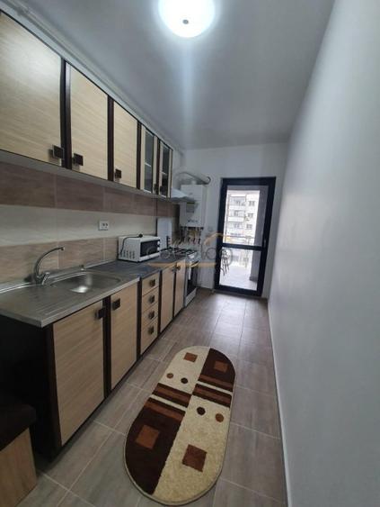 Apartament cu 2 camere in zona Aparatorii Patriei metrou 4 minute - 8