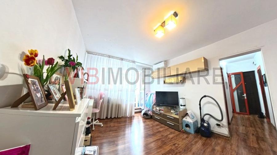 Garsoniera Dristor - decomandat - etaj 7/10 - renovat - 1