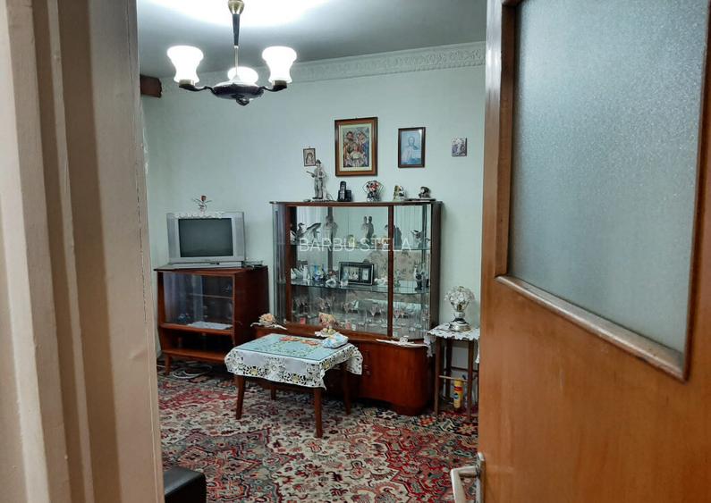 Apartament 2 camere,confort 2,nedecomandat,etajul 4/4,zona Cameliei