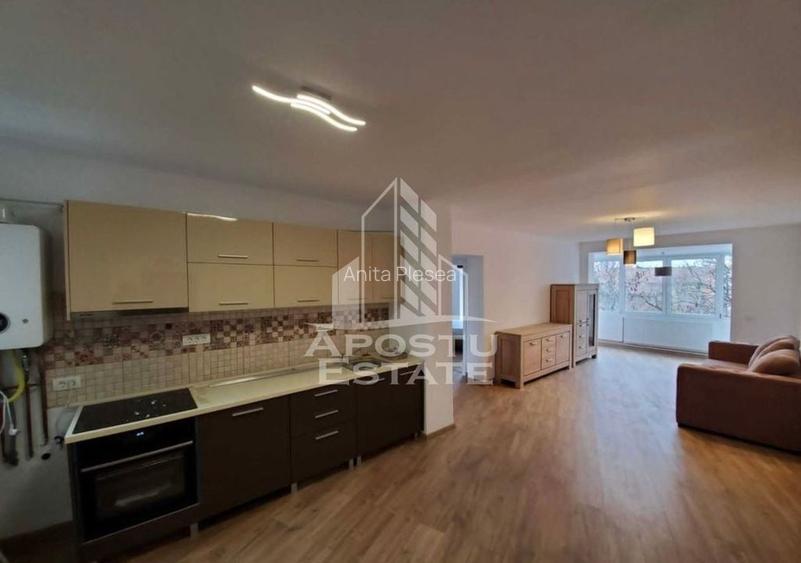 Apartament cu 3 camere decomandat, mobilat în Medicină