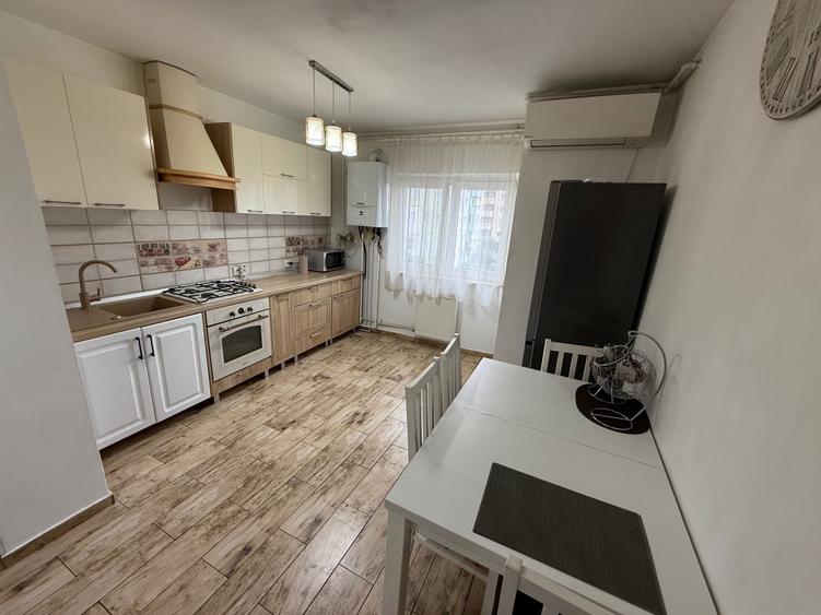 Apartament de inchiriat, 3 camere, bucatarie separata, 85mp, et.2, bloc cu lift, str.Lunga, Sibiu - 5
