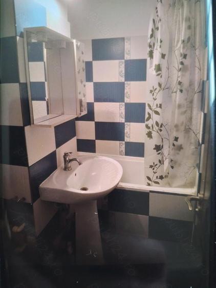 garsoniera pentru inchiriat - 3