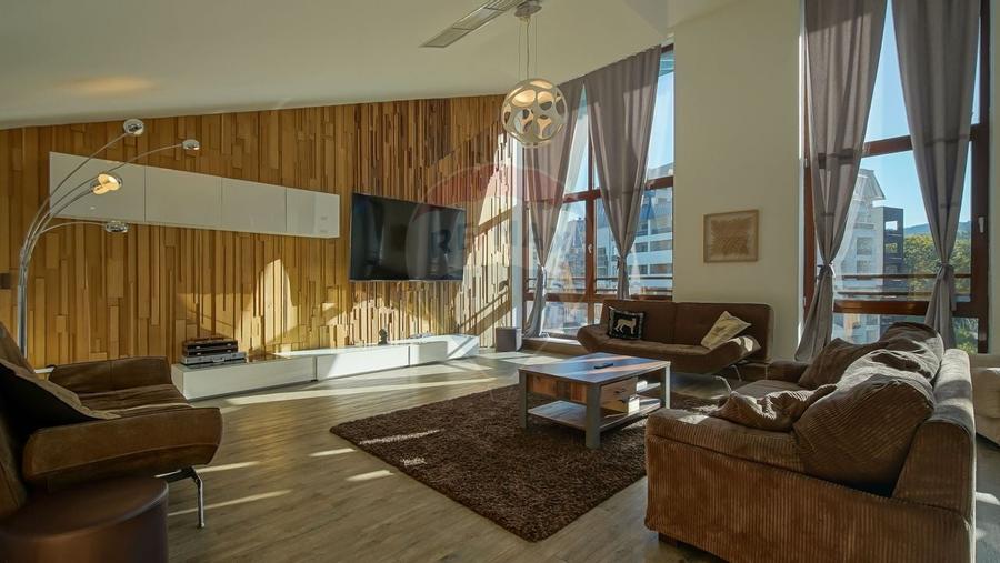 EXCLUSIVITATE IN POIANA BRASOV - PENTHOUSE IMPRESIONANT DE 268 MP - 6