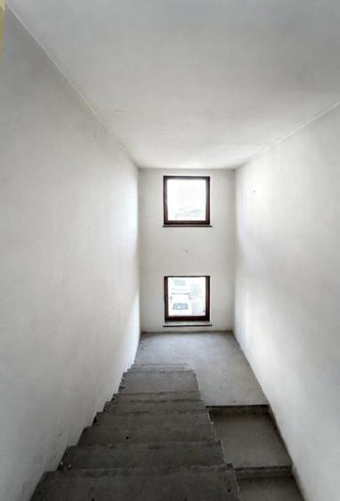 Oportunitate Majoră de Investiție - 709 mp Utili și  1564 mp Teren - 10