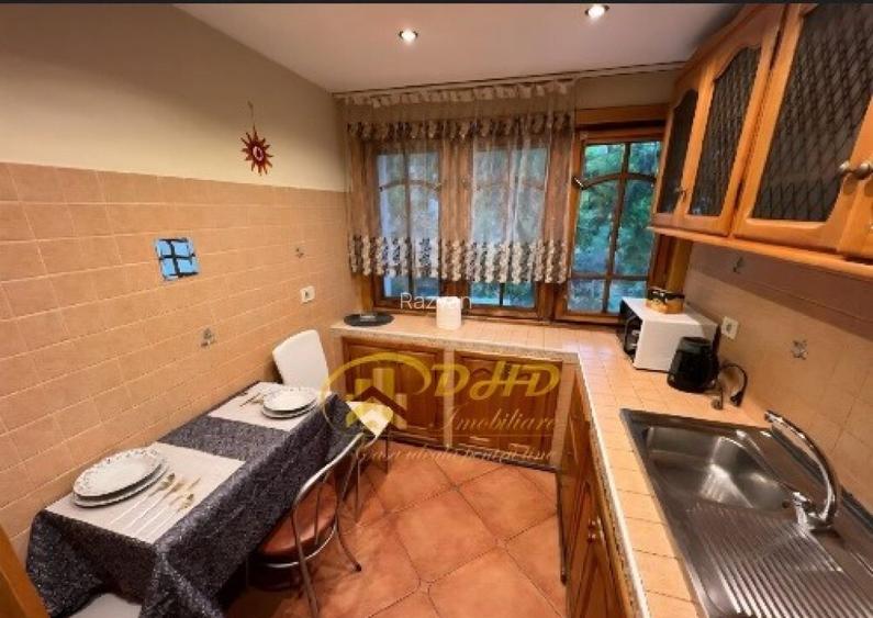 Apartament 3 camere Nicolina Apartament 3 camere Nicolina