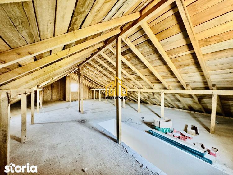 CASA INDIVIDUALA /Mansarda/ 4 camere/400MP TEREN - 1