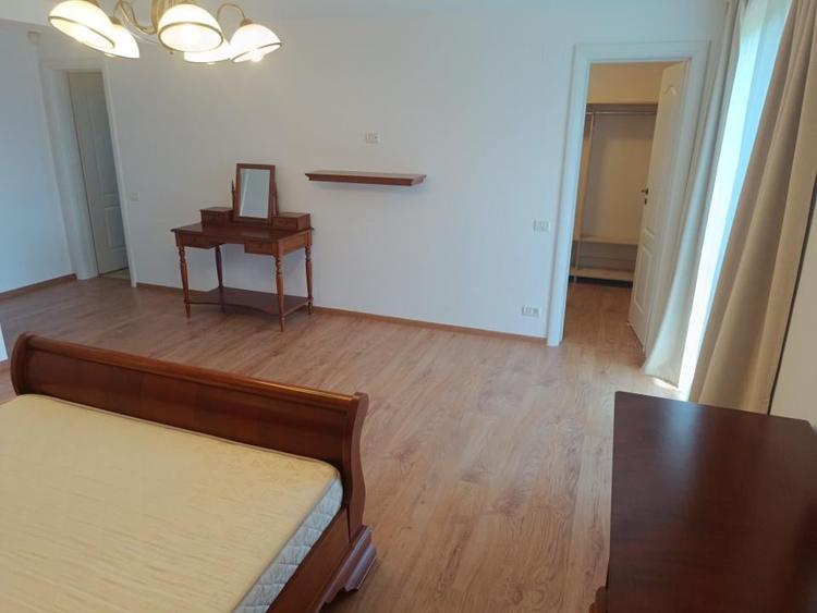 Vila 4 camere in Snagov, suprafata utila 240 mp, suprafata teren 1100 mp. - 11