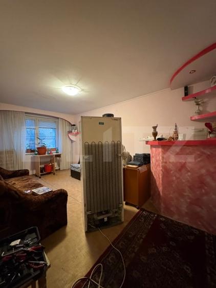 Apartament 3 camere, 65 mp, zona Sebastian - 2