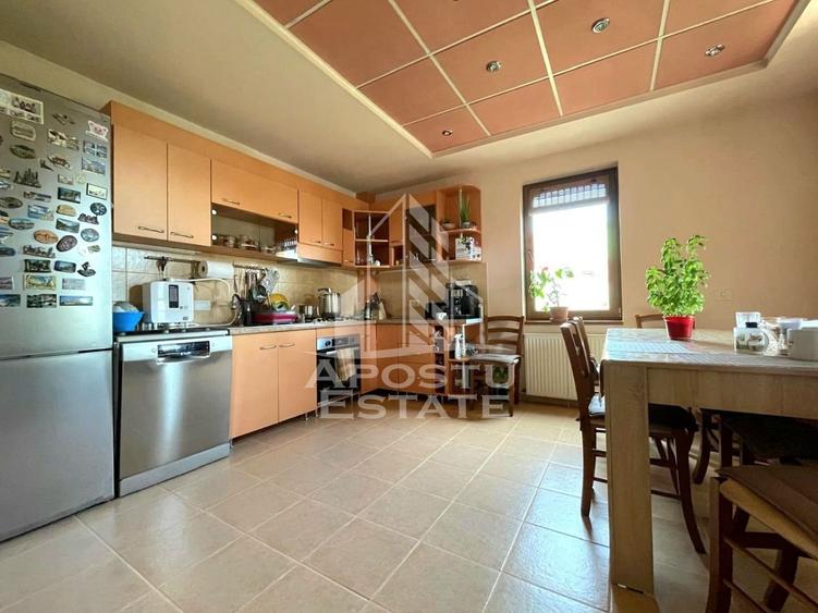 Casa individuala cu 7 camere,3 bai si garaj, P+1, zona Aradului - 3