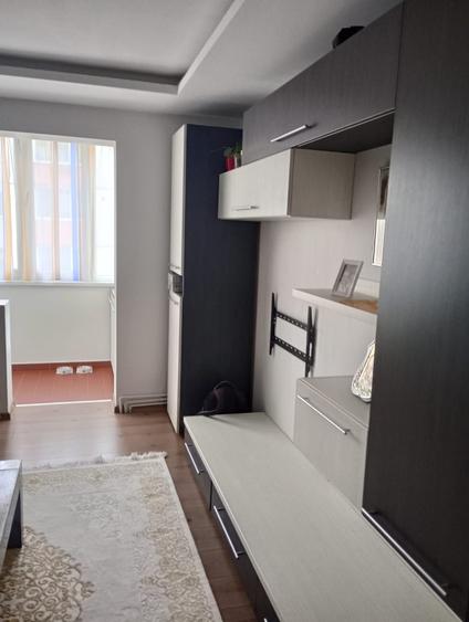 Vand apartament 3 camere - 2