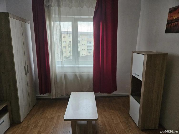 Vand apartament 2 camere - 2