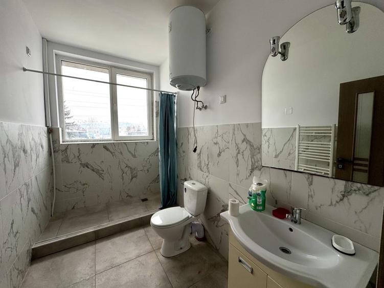 Apartament pentru muncitori, 3 camere, 60 mp, zona Calea Baciului - 8