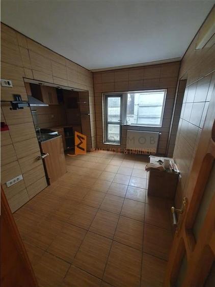 EXCLUSIVITATE! Casa cu teren si garaj in cartierul Mihai Viteazu - 11