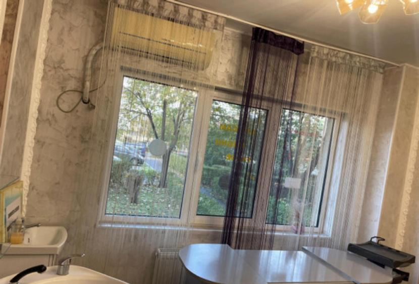 Apartament cu 4 camere zona 9 Mai - 4