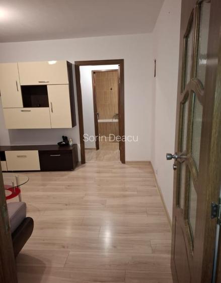 NĂVODARI | ETAJ 4 CU POD | CENTRAL | 2 CAMERE |  RENOVAT MOBILAT
