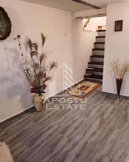 Casa cu 4 camere, , centrala proprie ,zona Parneava - 8