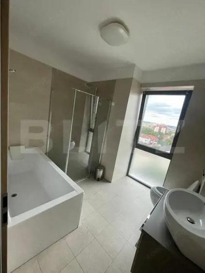 Penthouse cu 4 camere 120 mp si terasa 55 mp, zona centrala - 5